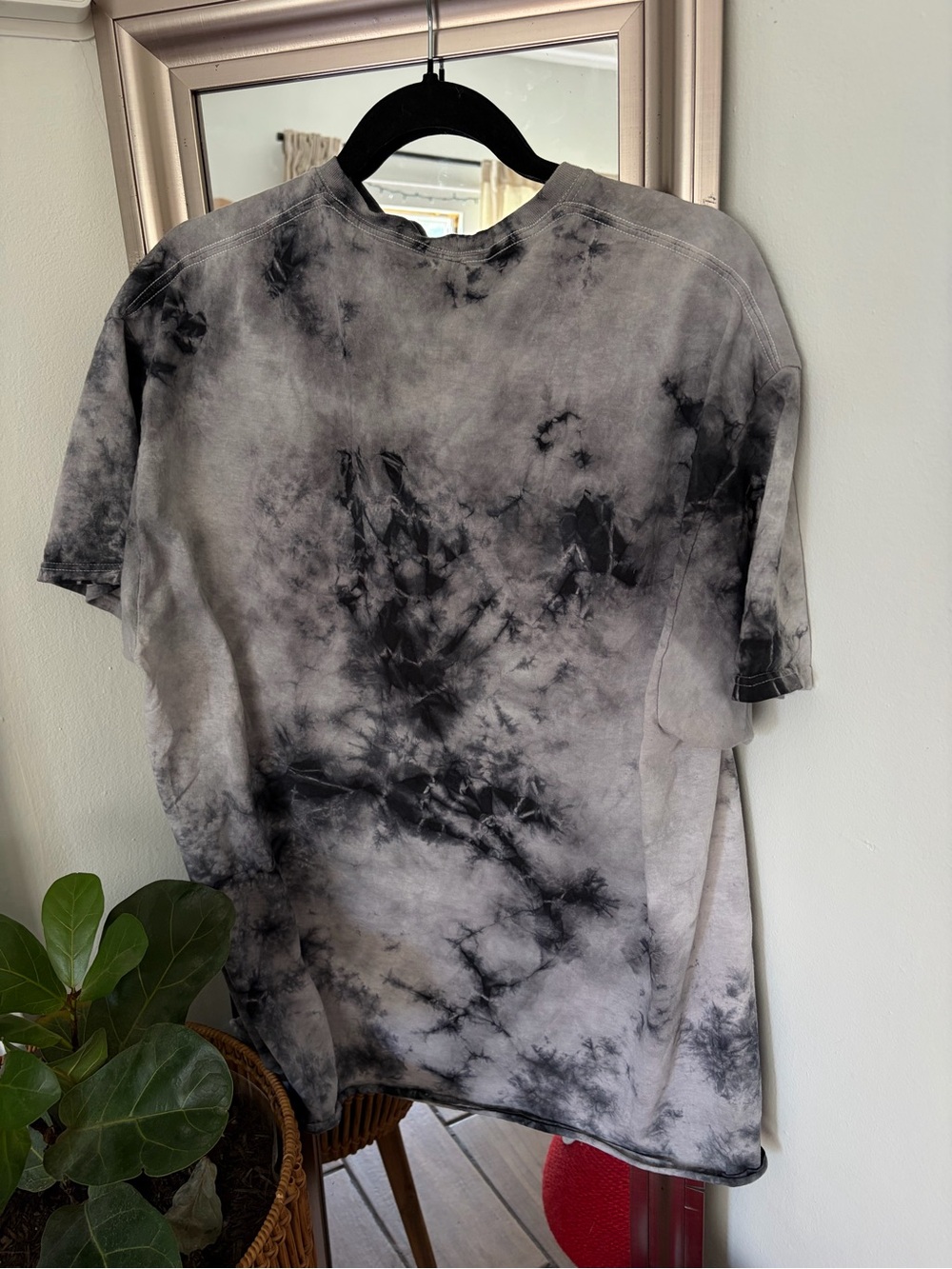 My Hero Academia Crunchyroll T-Shirt Men’s XL Tie Dye Deku Bakugo Todoroki Anime - Picture 3 of 3